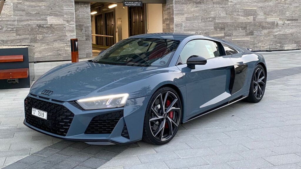 Grey Audi R8 Coupé - Rent an Audi R8 Coupé from Four Seasons Car Rental