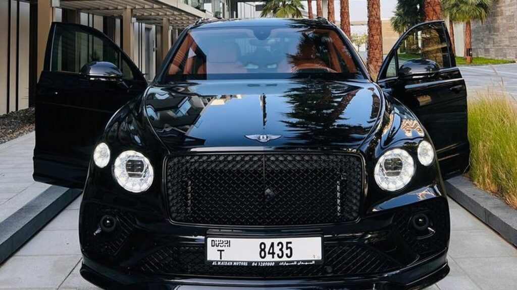 Black Bentley Bentayga - Rent a Bentley Bentayga from Four Seasons Car Rental