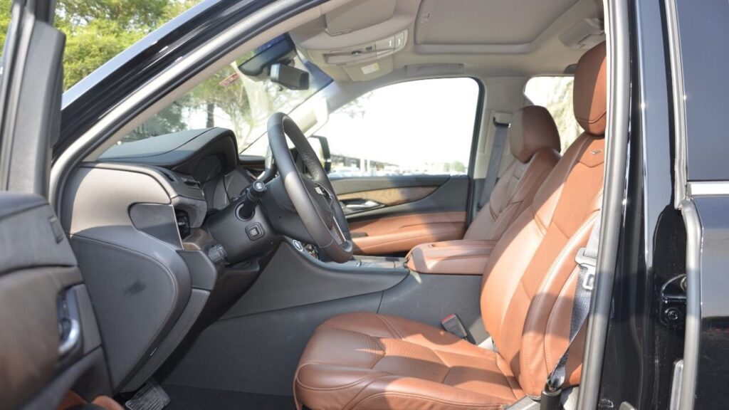 Old Black Cadillac Escalade - Rent a Cadillac Escalade from Four Seasons Car Rental