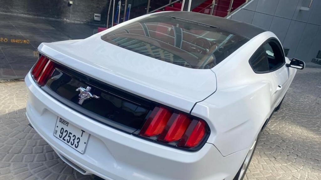 White Ford Mustang GT - Rent a Ford Mustang GT from Four Seasons Car Rental