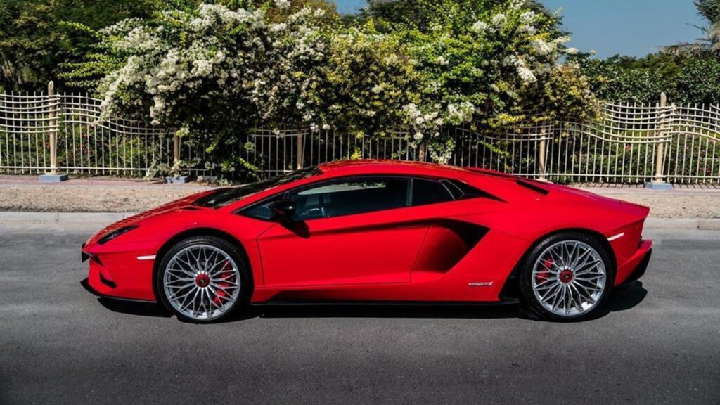 Red Lamborghini Aventador - Rent a Lamborghini Aventador from Four Seasons Car Rental