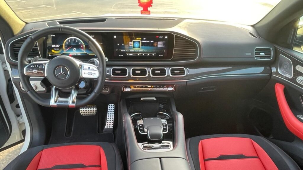 White Mercedes GLE - Rent a Mercedes GLE from Four Seasons Car Rental