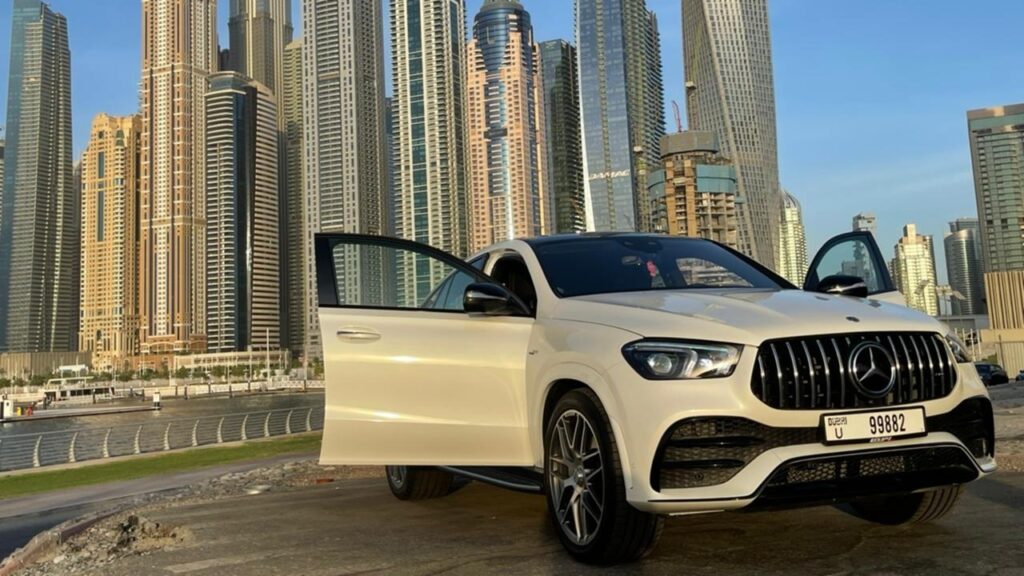 White Mercedes GLE - Rent a Mercedes GLE from Four Seasons Car Rental