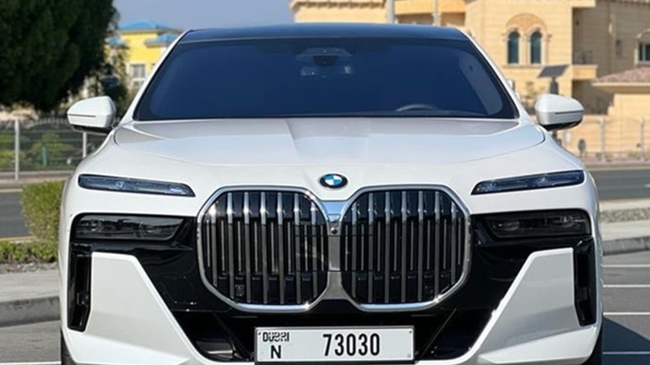 BMW 730i 