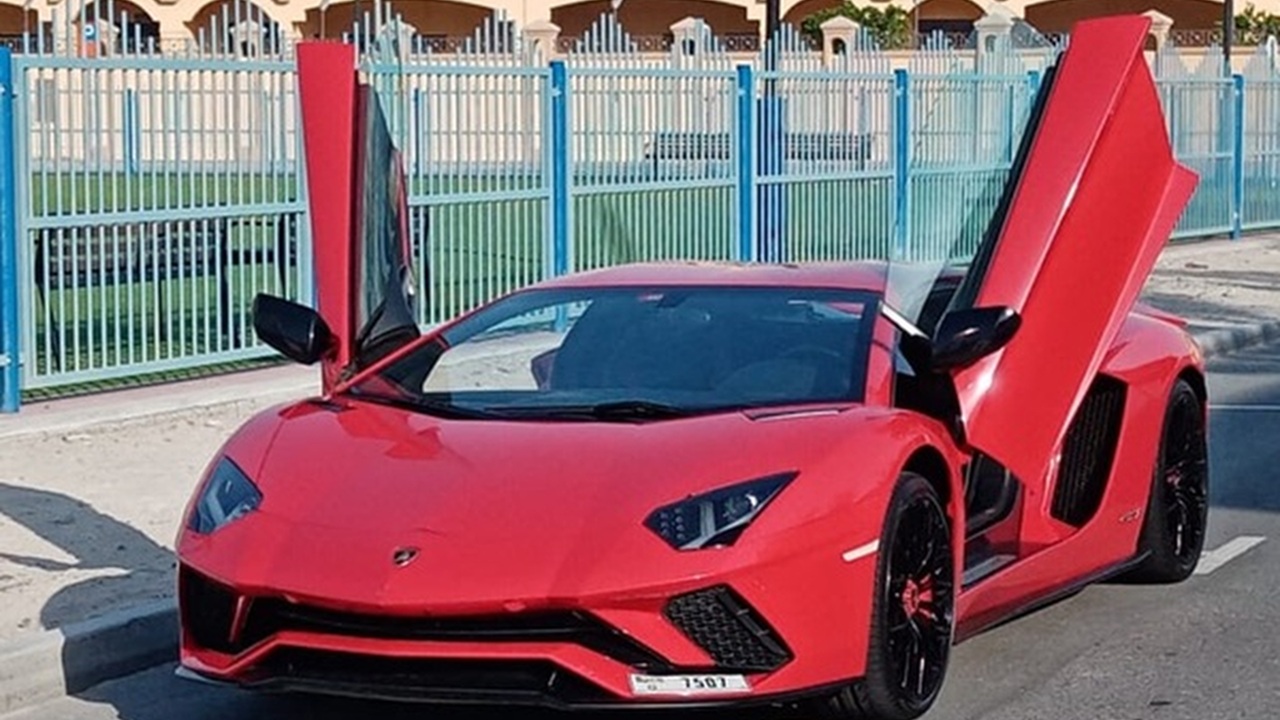 Lamborghini Aventador