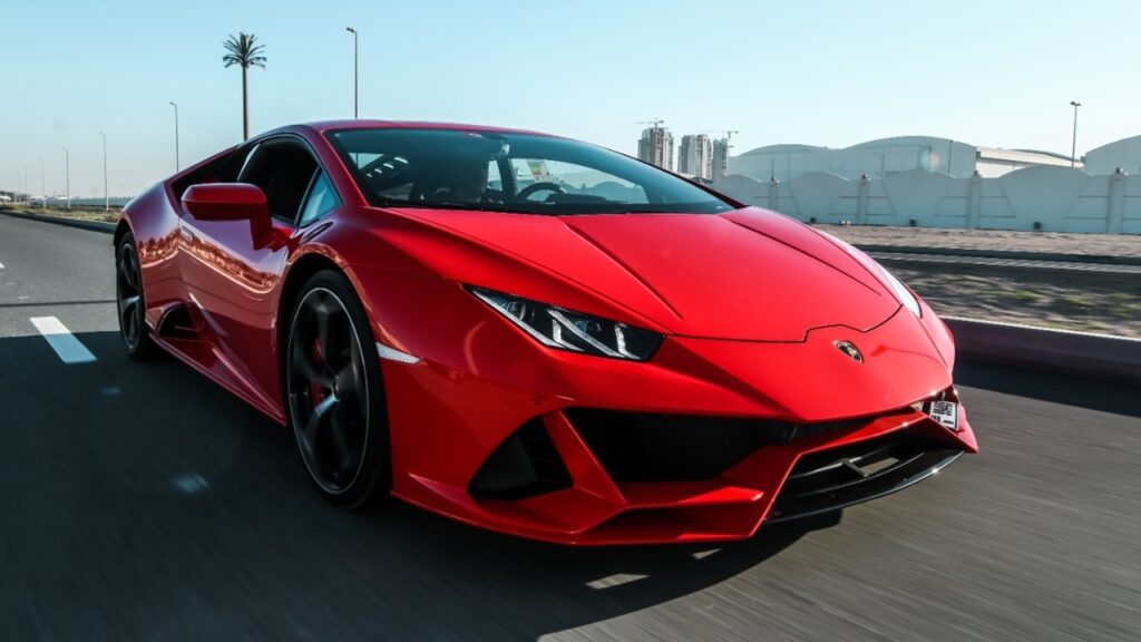 Red Lamborghini Huracán EVO - Rent a Lamborghini Huracán EVO from Four Seasons Car Rental