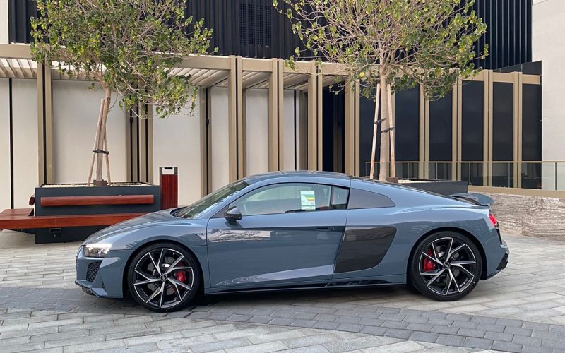 Grey Audi R8 Coupé - Rent an Audi R8 Coupé from Four Seasons Car Rental