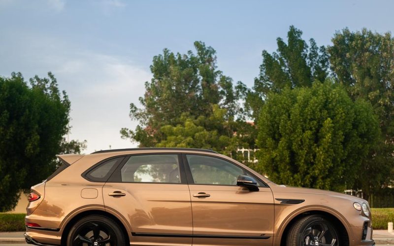 Brown Bentley Bentayga - Rent a Bentley Bentayga from Four Seasons Car Rental