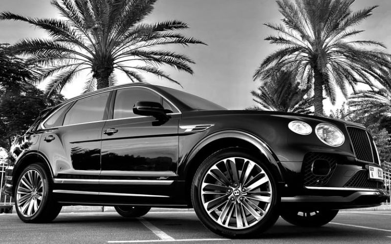 Green Bentley Bentayga - Rent a Bentley Bentayga from Four Seasons Car Rental