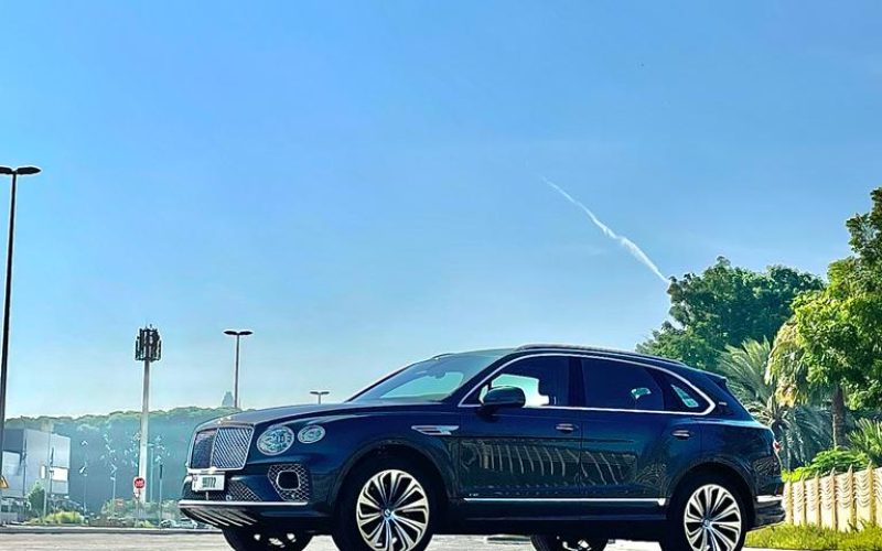 Grey Bentley Bentayga - Rent a Bentley Bentayga from Four Seasons Car Rental