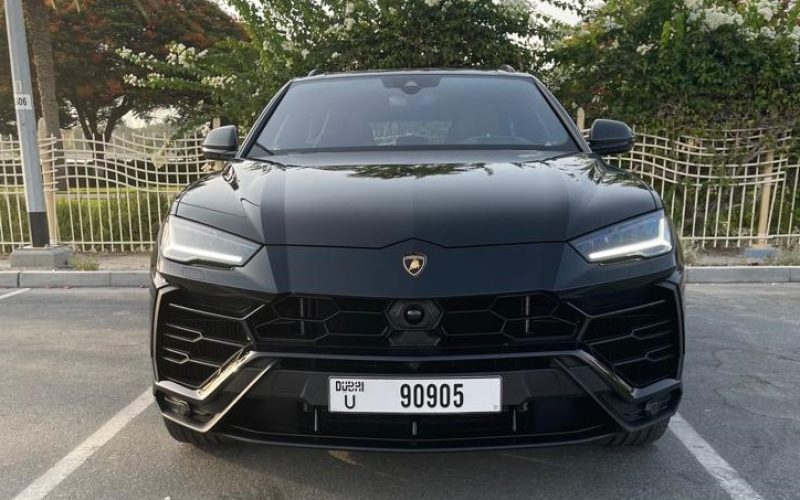 Black Lamborghini Urus - Rent a Lamborghini Urus from Four Seasons Car Rental