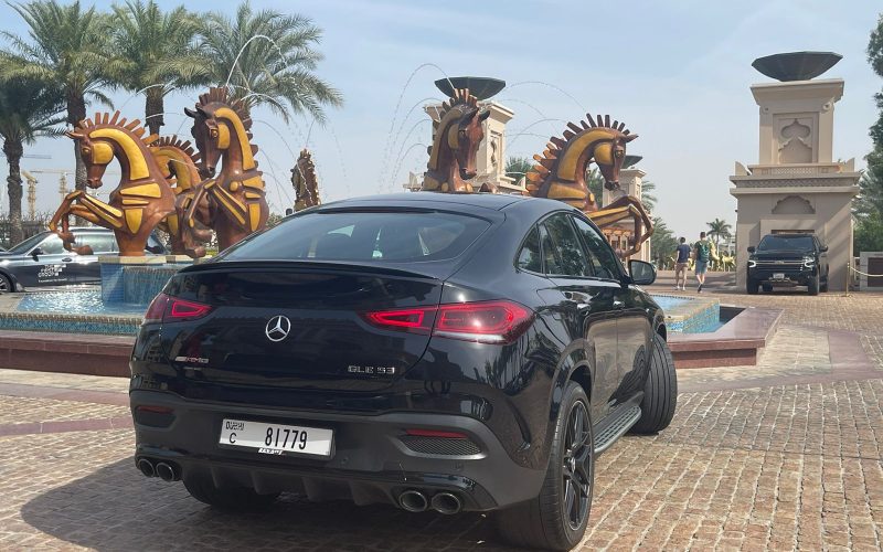 Black Mercedes GLE - Rent a Mercedes GLE from Four Seasons Car Rental