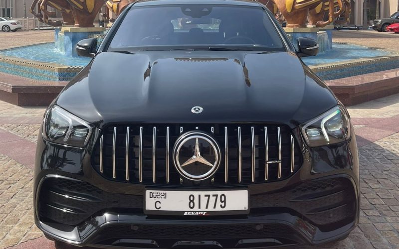 Black Mercedes GLE - Rent a Mercedes GLE from Four Seasons Car Rental