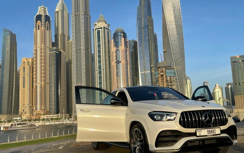 White Mercedes GLE - Rent a Mercedes GLE from Four Seasons Car Rental